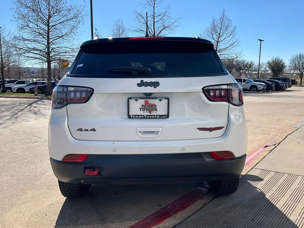 2025 Jeep Compass Trailhawk - Photo 6