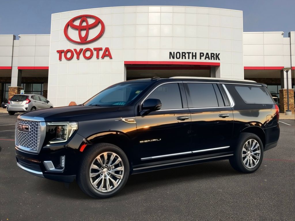 2021 GMC Yukon Denali AWD's photo