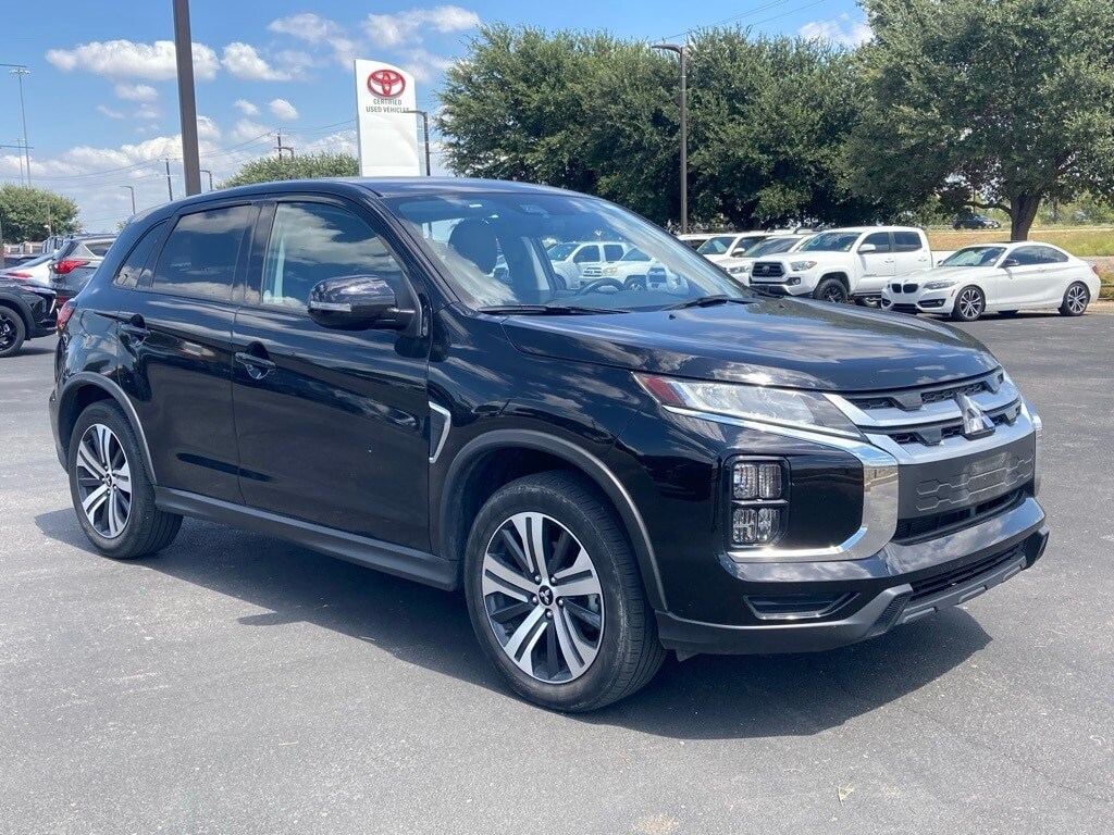 2024 Mitsubishi Outlander Sport SE photo 2