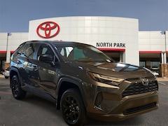 2025 Toyota RAV4 LE SUV