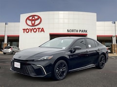 2025 Toyota Camry SE Sedan