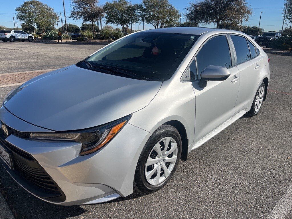Used 2025 Toyota Corolla LE Sedan