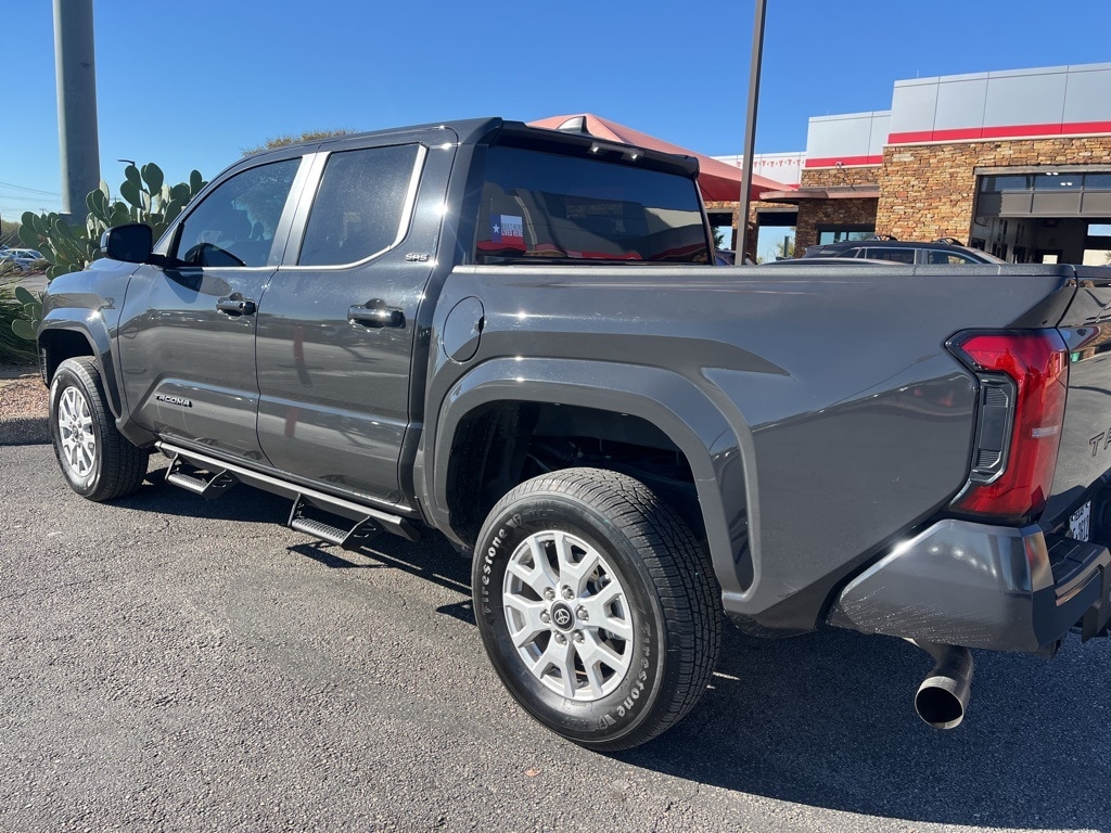 Used 2025 Toyota Tacoma SR5 Truck