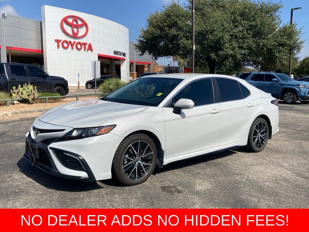 2023 Toyota Camry SE FWD