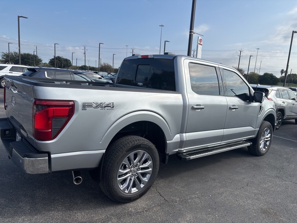 2024 Ford F-150 XLT photo 3