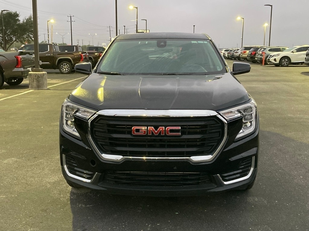 Used 2024 GMC Terrain SLE SUV