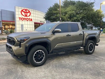 2026 Toyota Tacoma Hybrid TRD Off Road Truck