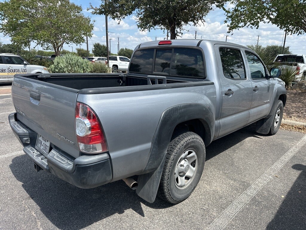 2015 Toyota Tacoma PreRunner photo 3