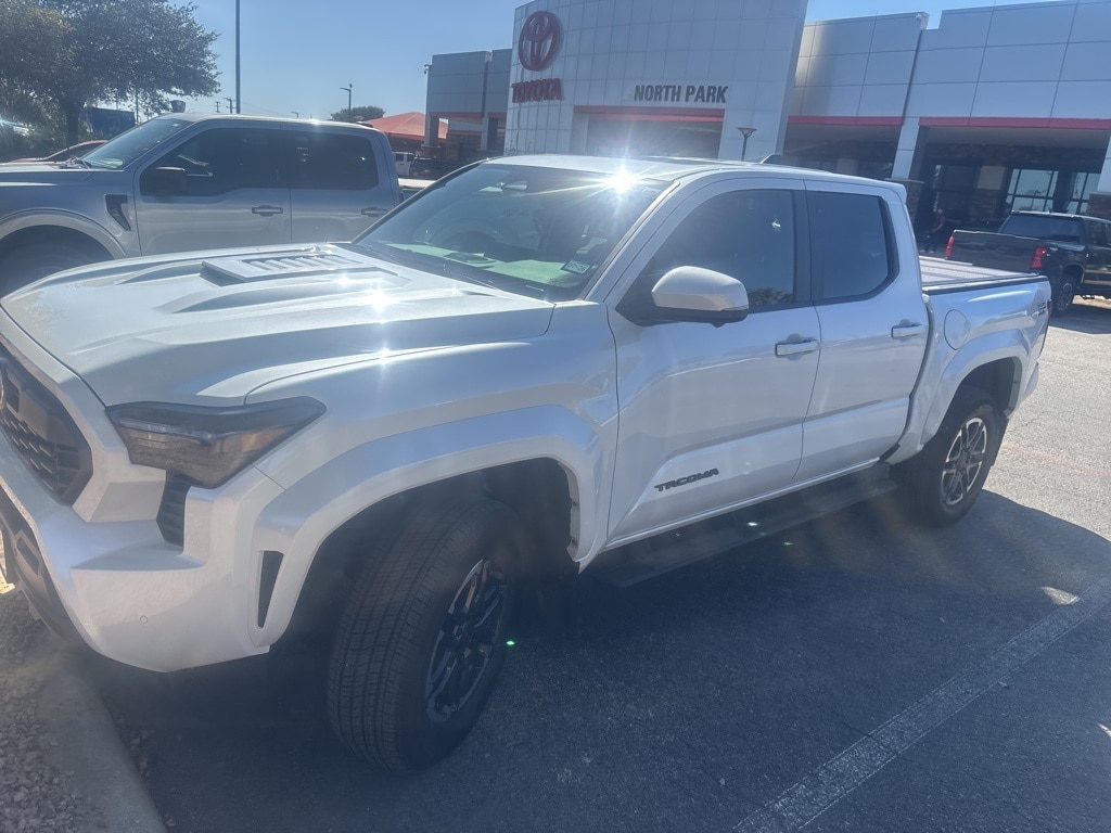 Used 2024 Toyota Tacoma TRD Sport Truck