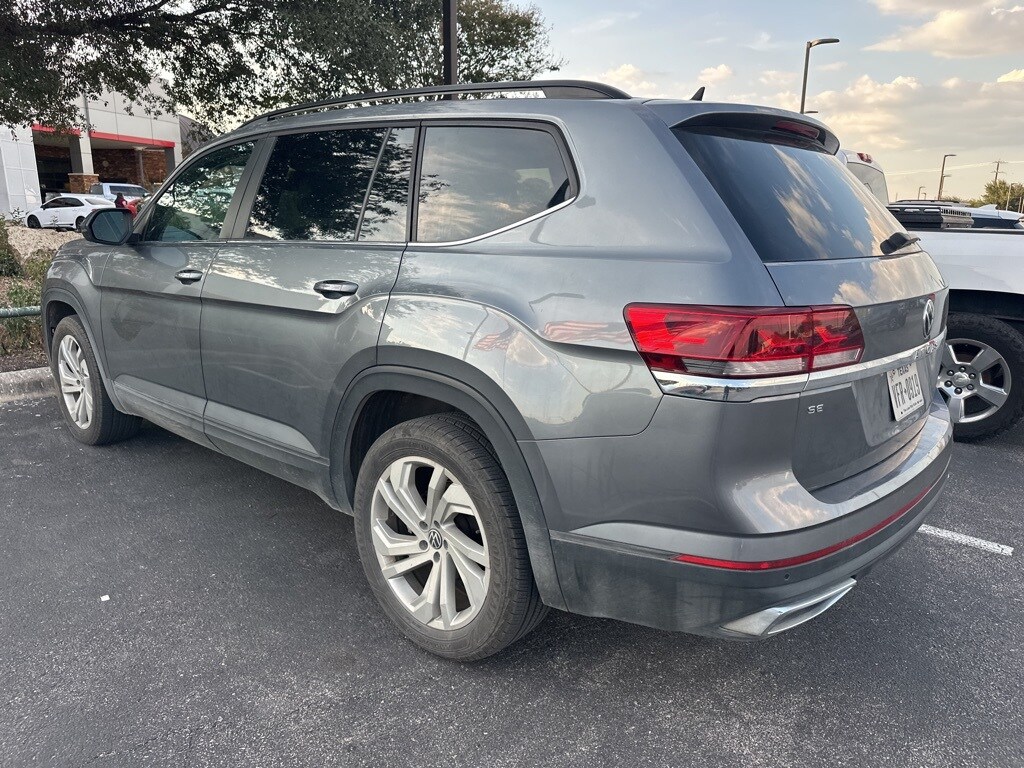 2022 Volkswagen Atlas SE Technology photo 3