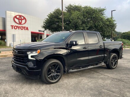 2024 Chevrolet Silverado 1500 RST Truck