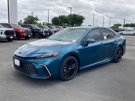 2026 Toyota Camry SE Sedan