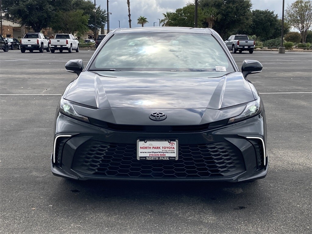 2025 Toyota Camry SE photo 2
