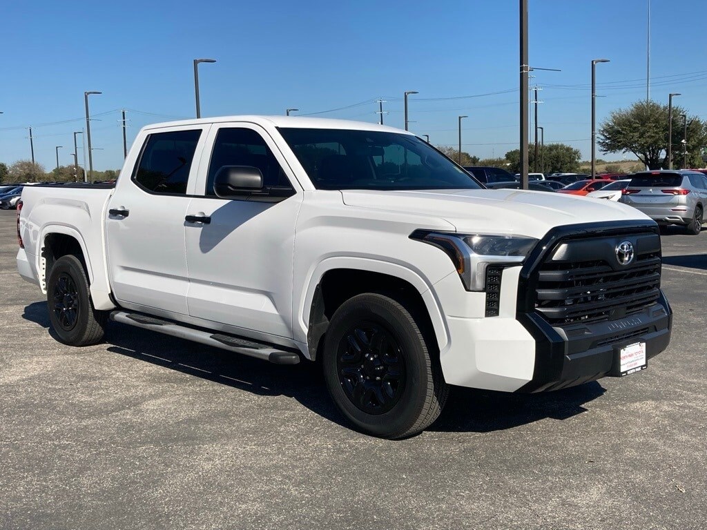 2025 Toyota Tundra SR photo 3