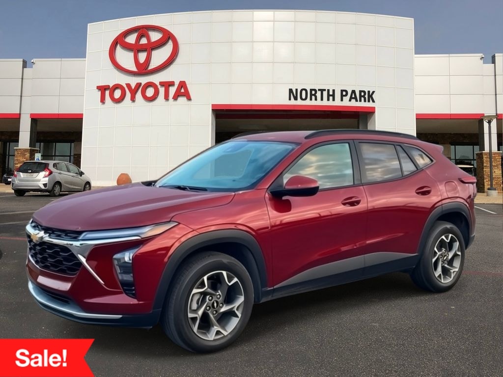2025 Chevrolet Trax LT's photo