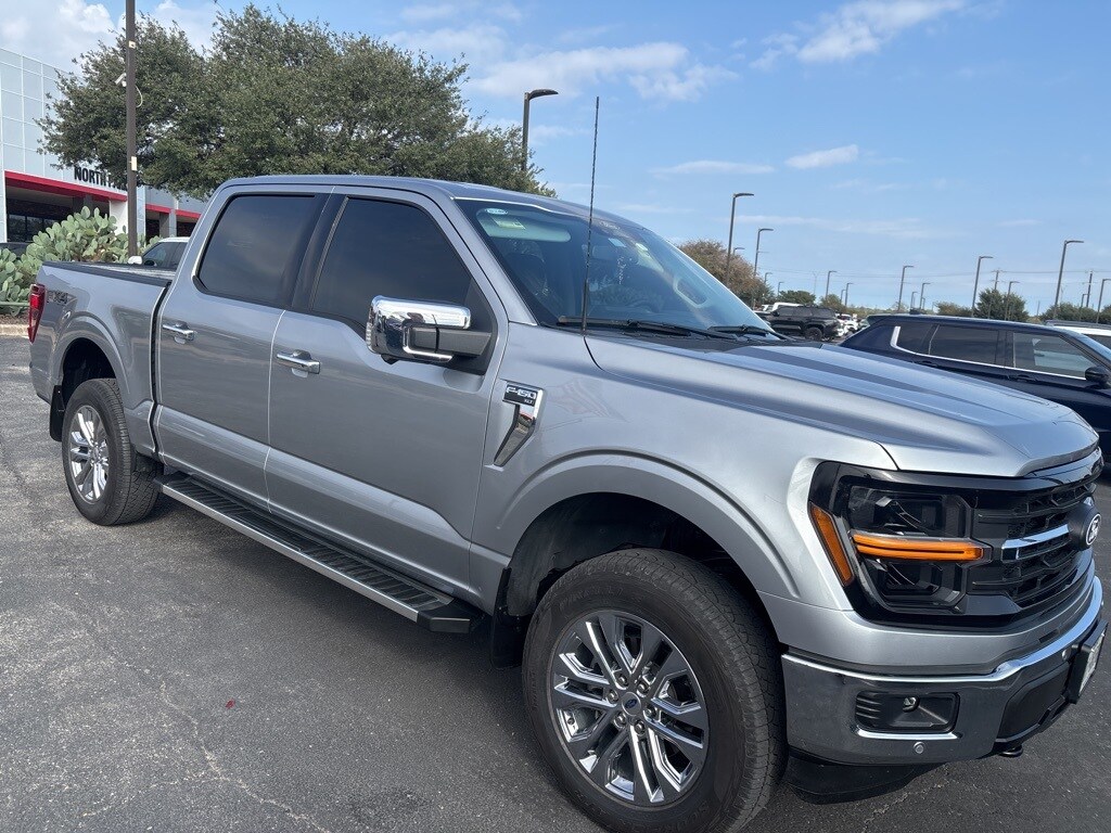 2024 Ford F-150 XLT photo 2