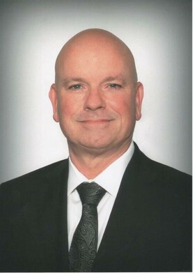 Staff member Pat Lancaster from ID_bff655b98101