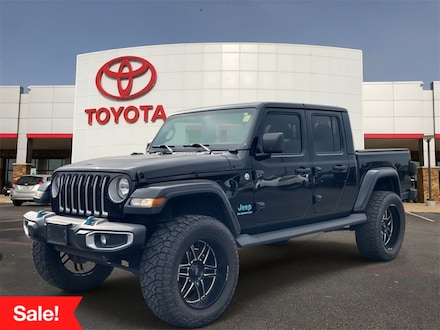 2020 Jeep Gladiator Overland Truck
