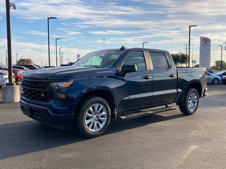 2022 Chevrolet Silverado 1500 Custom Truck