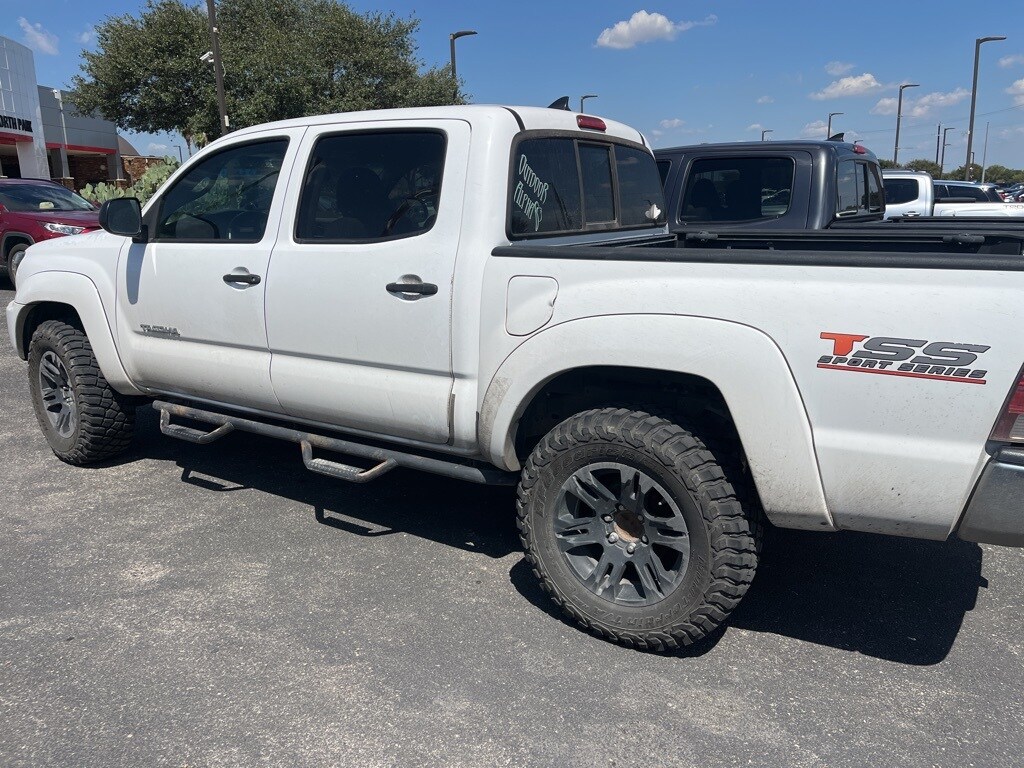 2012 Toyota Tacoma Base photo 3