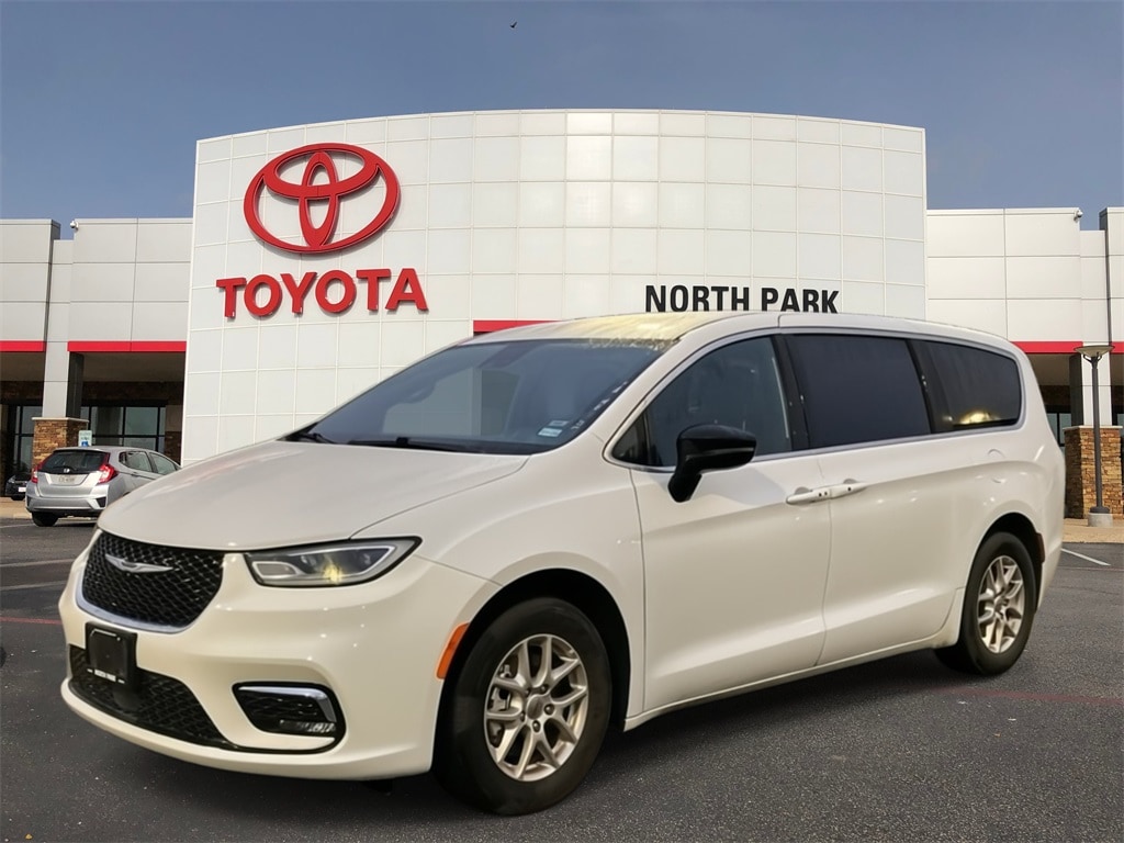 2025 Chrysler Pacifica