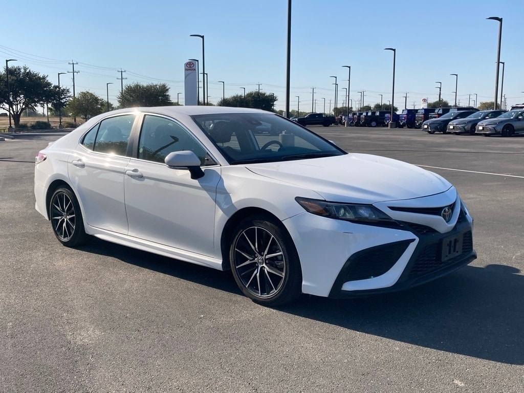 Used 2024 Toyota Camry SE Sedan
