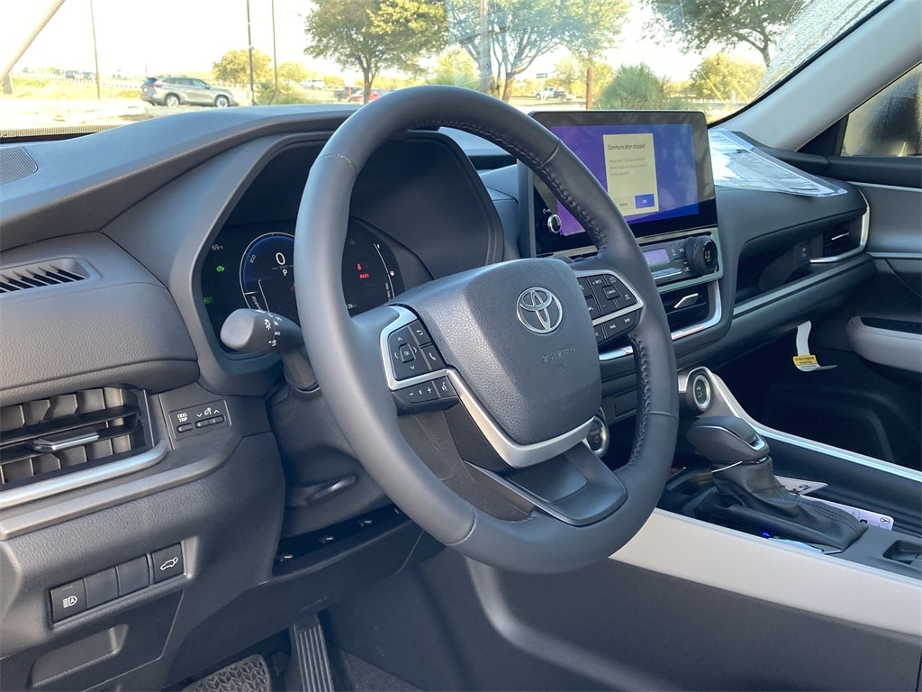 2026 Toyota Grand Highlander XLE's photo