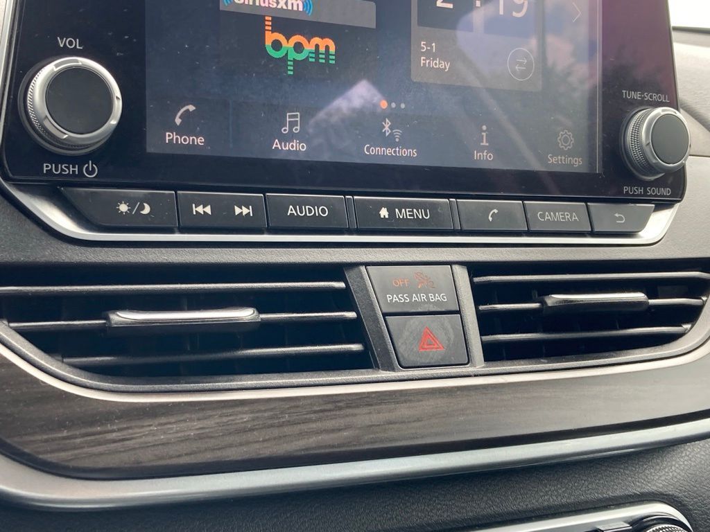 2025 Nissan Altima SV - Photo 21
