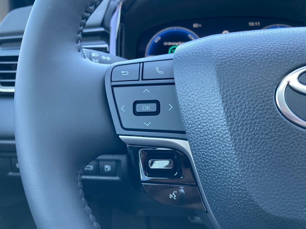2026 Toyota Camry XSE - Photo 14