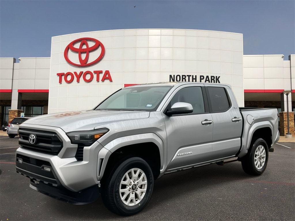 2024 Toyota Tacoma SR5's photo