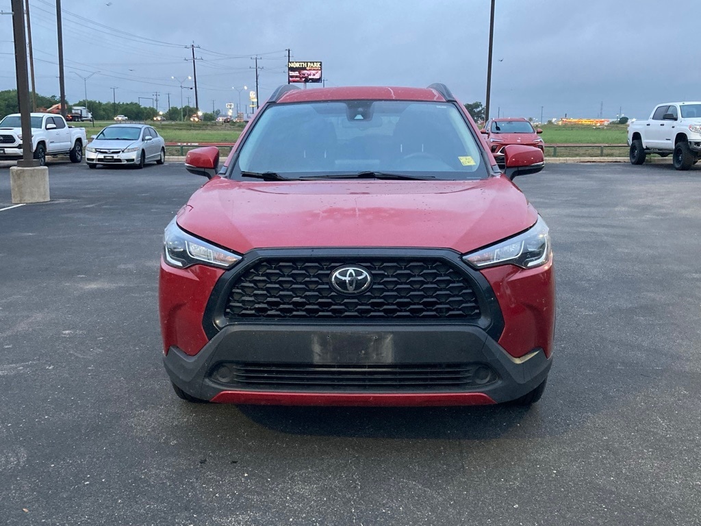 Used 2022 Toyota Corolla Cross LE with VIN 7MUCAAAG7NV007369 for sale in Northfield, Minnesota