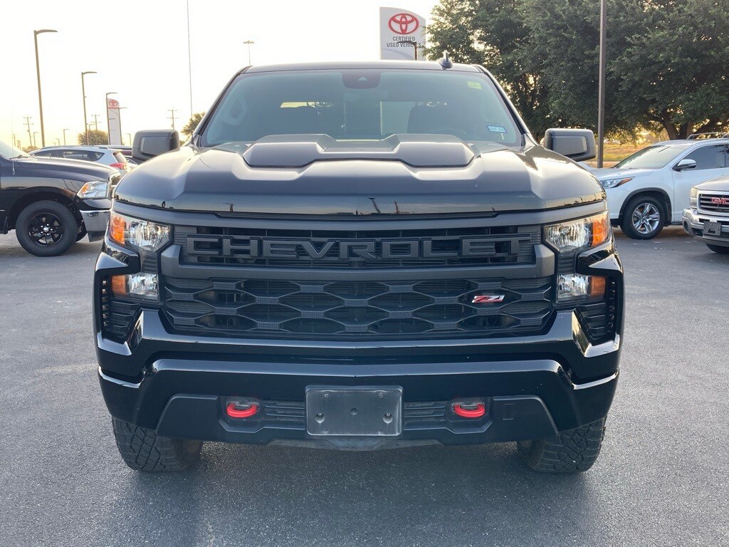 2024 Chevrolet Silverado 1500 Custom Trail Boss photo 2