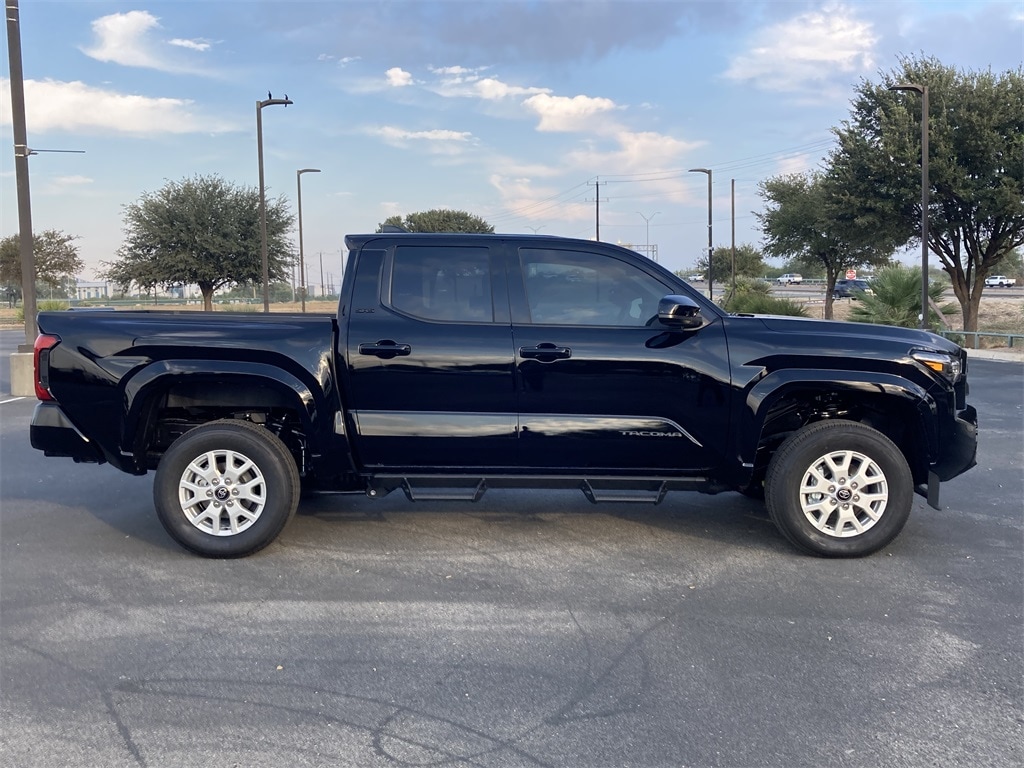 New 2025 Toyota Tacoma SR5 Truck Double Cab