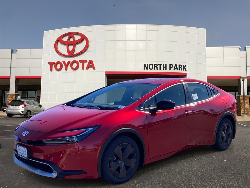 2026 Toyota Prius SE's photo
