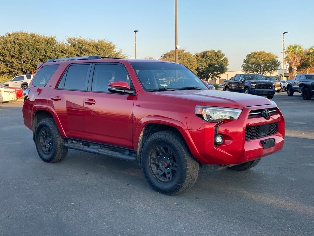 2023 Toyota 4Runner SR5 Premium photo 3