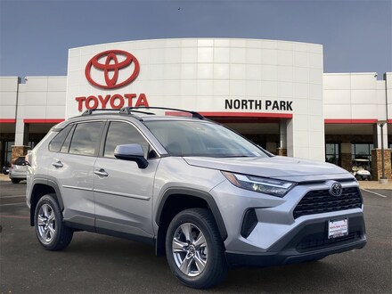 2025 Toyota RAV4 XLE SUV