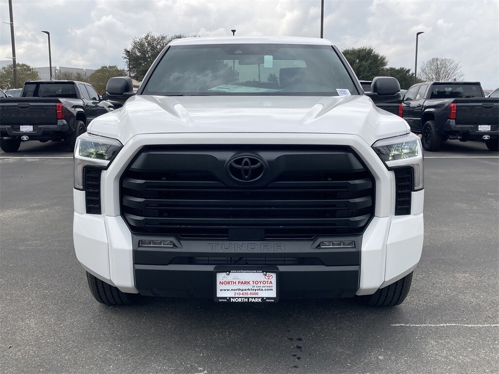 2026 Toyota Tundra SR5 photo 2