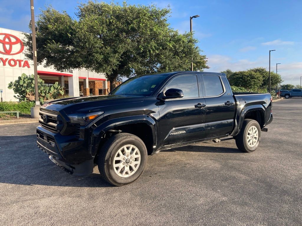 Used 2025 Toyota Tacoma SR5 Truck