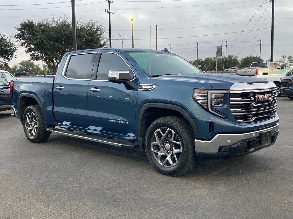 2024 Gmc Sierra 1500 SLT photo 3