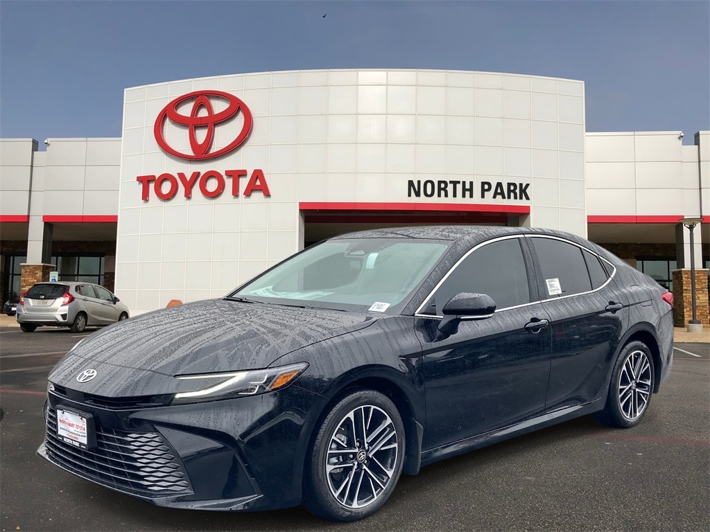 2026 Toyota Camry XLE's photo