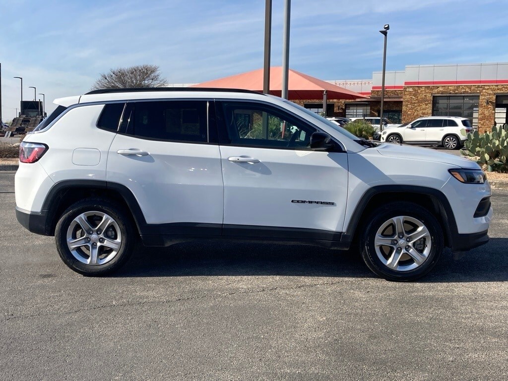 Used 2024 Jeep Compass Latitude SUV