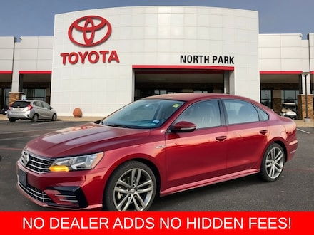 2018 Volkswagen Passat 2.0T R-Line Sedan