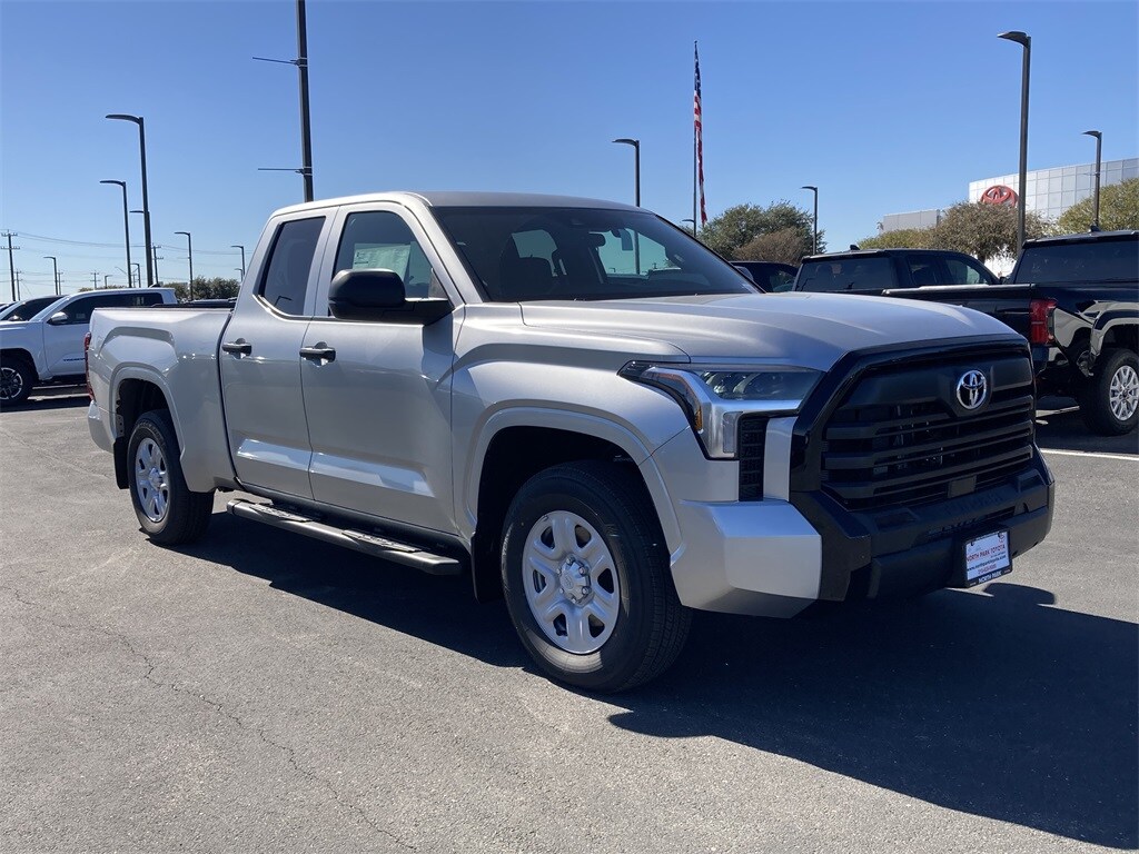 2026 Toyota Tundra SR photo 3