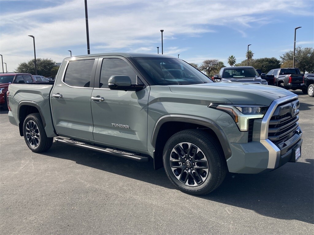 2026 Toyota Tundra Limited photo 3