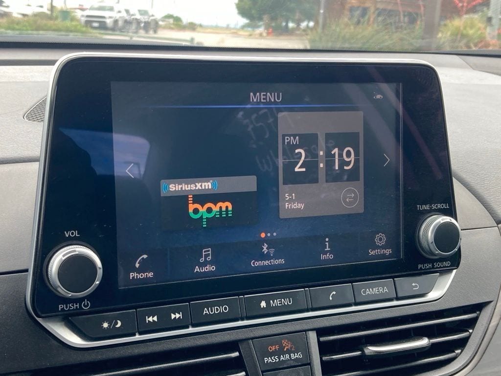 2025 Nissan Altima SV - Photo 20
