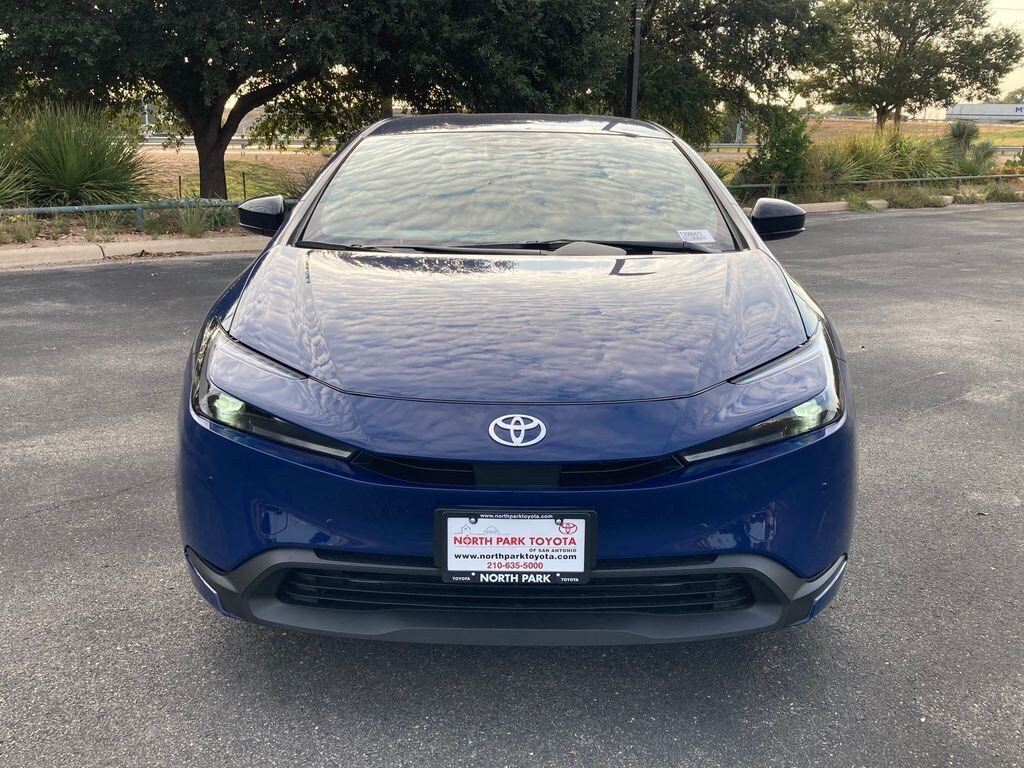 New 2026 Toyota Prius LE Hatchback
