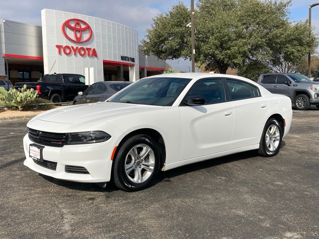 2023 Dodge Charger SXT's photo
