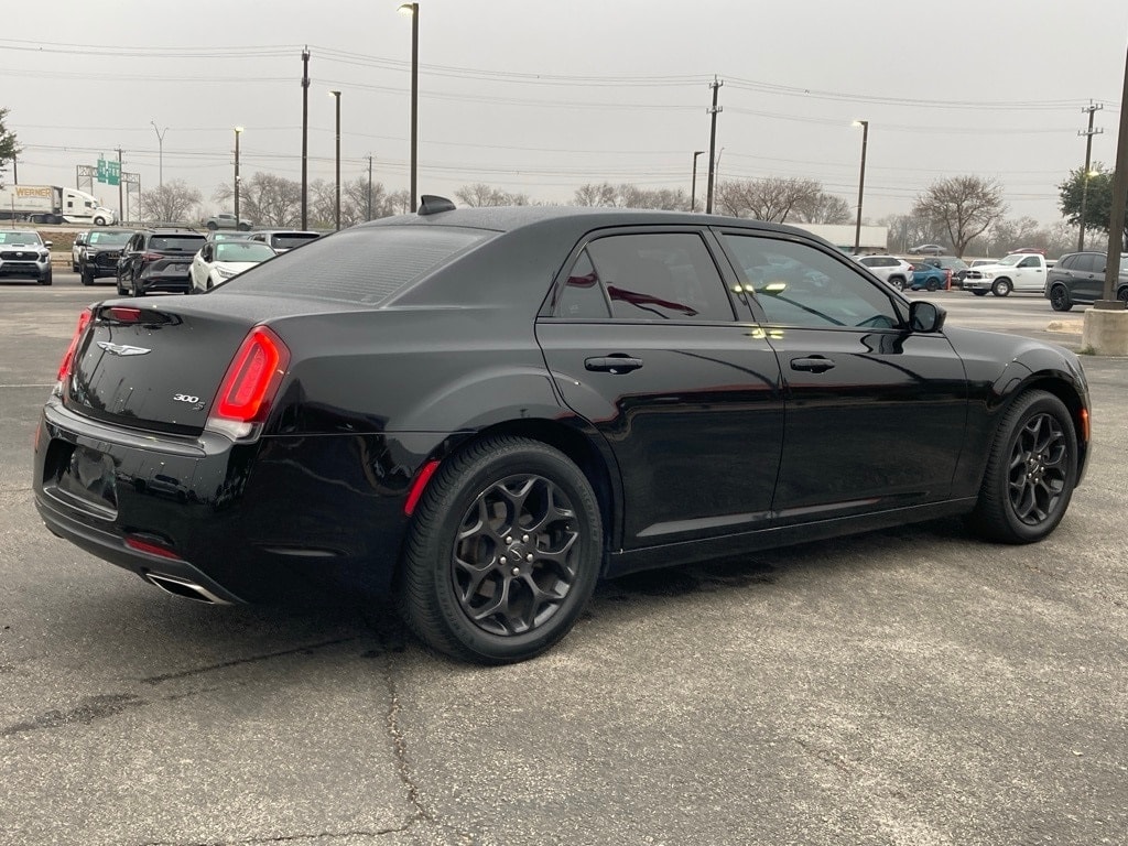 Used 2019 Chrysler
