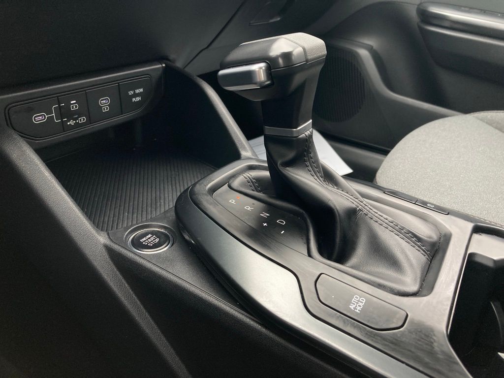 2025 Kia K4 LXS - Photo 20