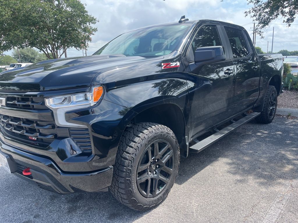 2025 Chevrolet Silverado 1500 LT Trail Boss 4X4 Crew Cab Short Box's photo